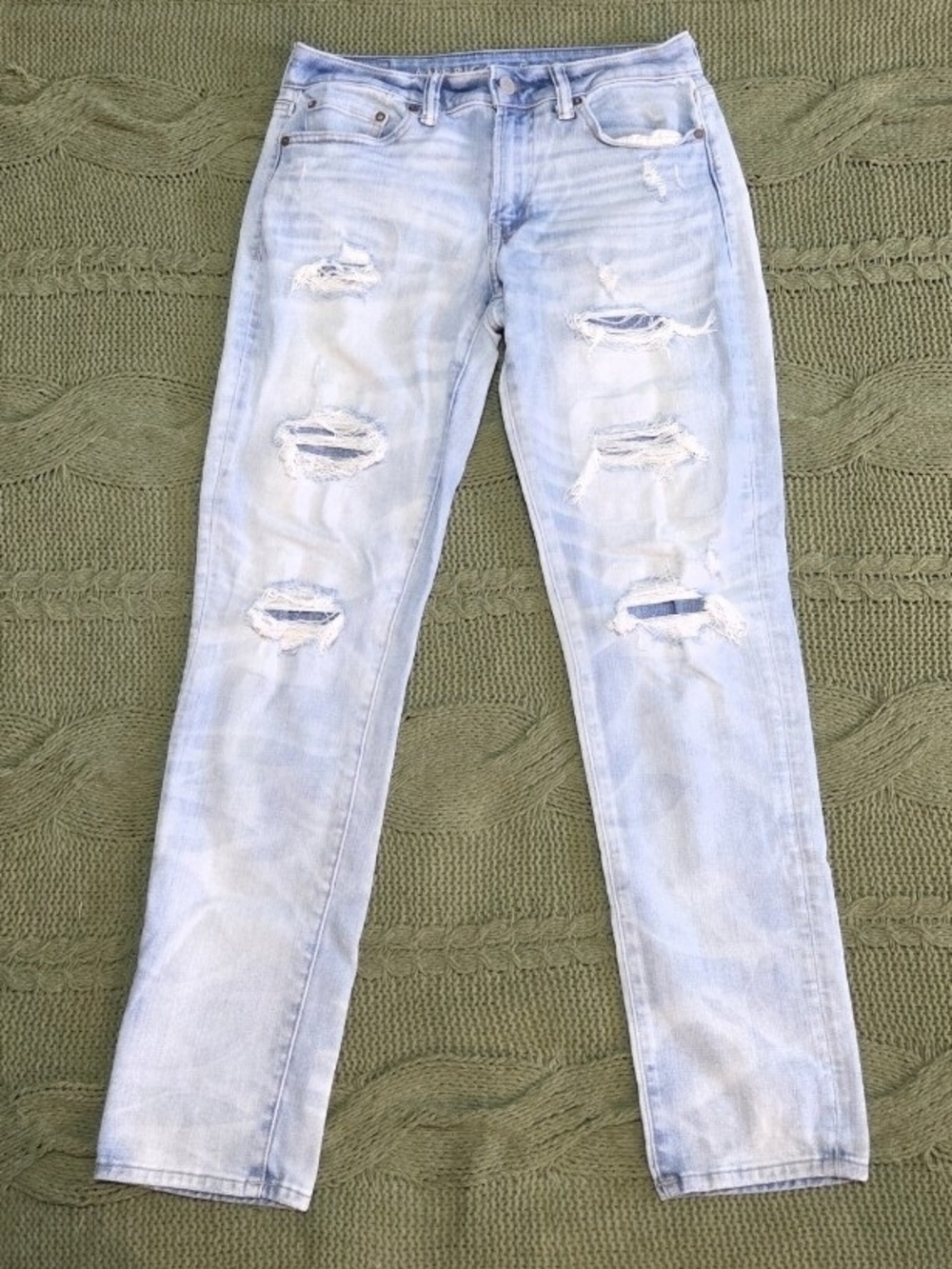 American Eagle Straight Leg Distressed Ripped Light Wash Jeans
